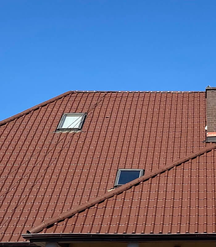 czysty ceramiczny-dach-dachowka-po czyszczeniu