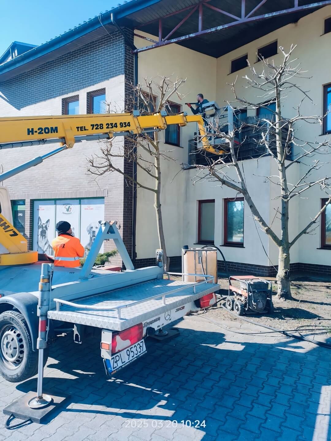 mycie elewacji budynku-oferta-az clean-czyszczenie budynkow